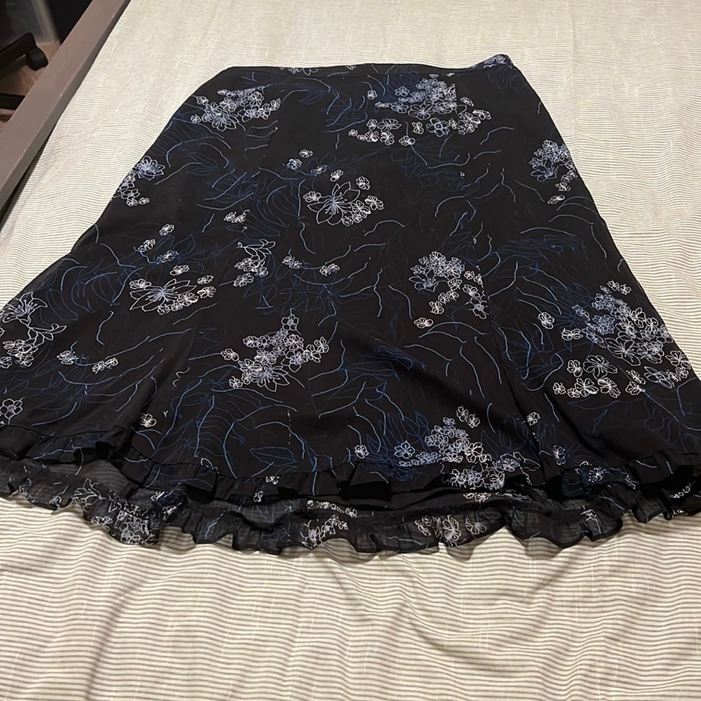 Vintage floral midi skirt